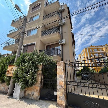 Appartement Vqra Sarafovo à Burgas Extérieur photo