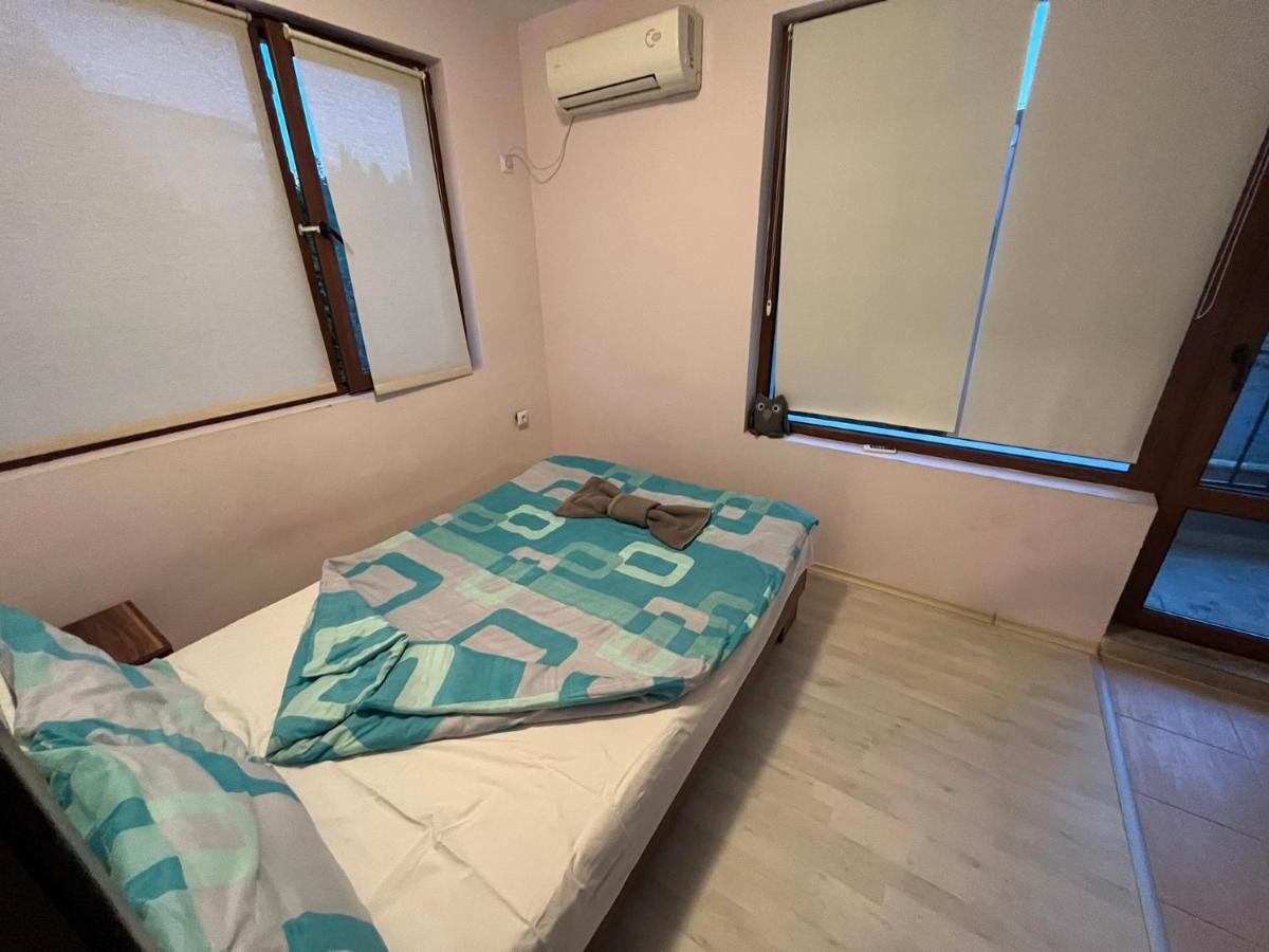 Appartement Vqra Sarafovo à Burgas Extérieur photo